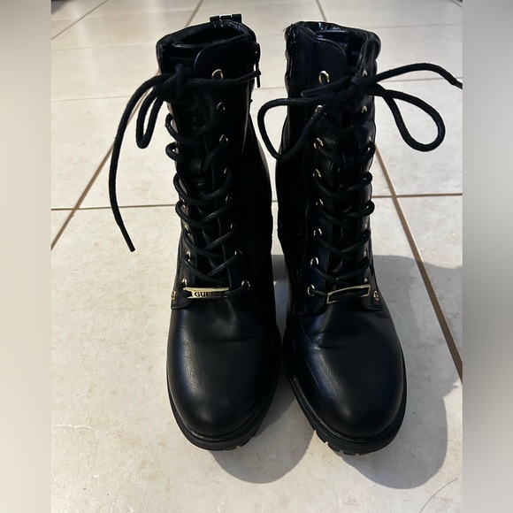 Women’s Guess boots - Picture 2 of 5